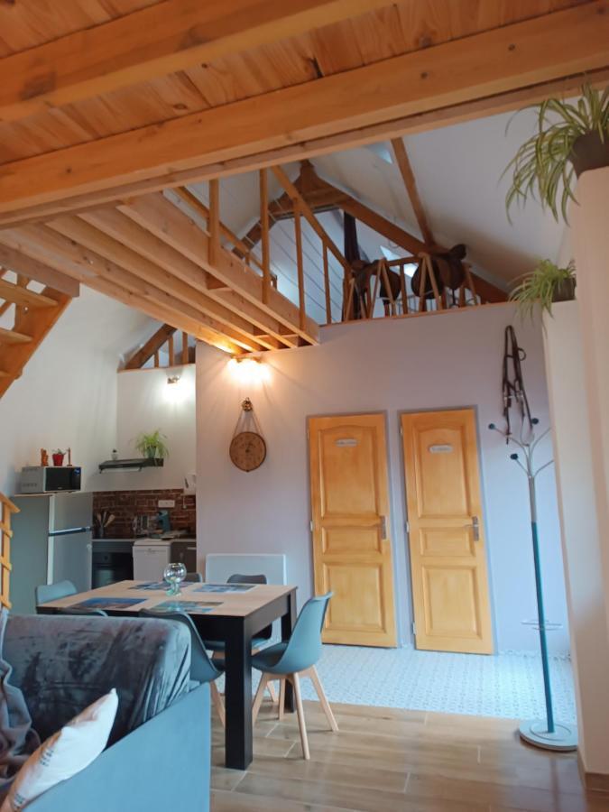 L'Ecurie Villa Meneslies Exterior foto